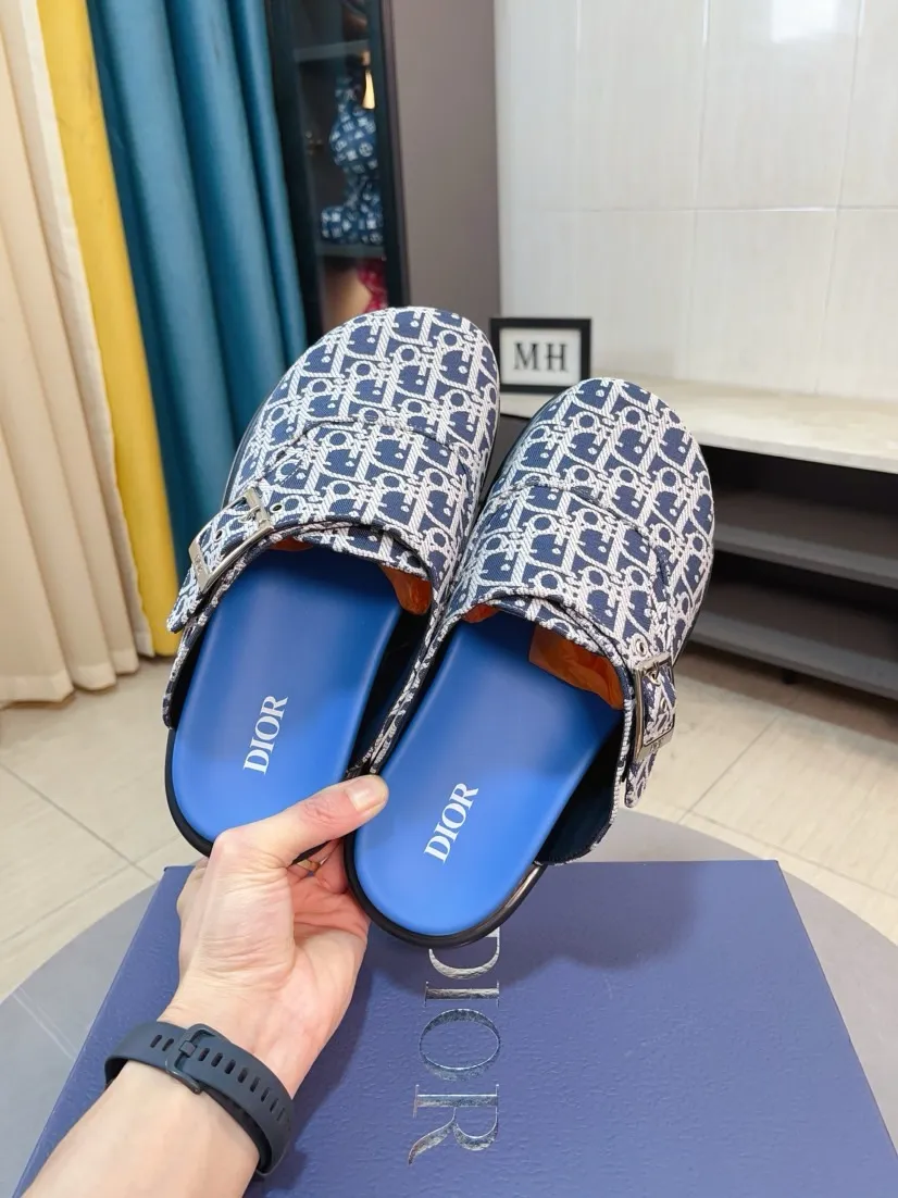 Men's shoes 💰380🌸🌸【Dior】Top purchasing agent 🇮🇹 Di Street Male God half drag counter synchronization, uppers imported from Italy with D logo fabric, high-quality complex splicing craftsmanship, soles: original soles specially provided by the original factory, exclusive event molded soles super comfortable, original factory single goods, 🔍🔍high quality, you can enter and exit the counter at will, welcome to compare, size number 38-45 (order 46)